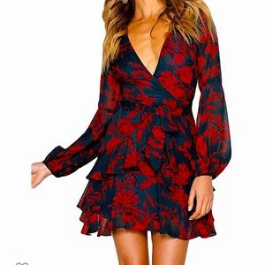 Beautiful Multi color flowery dress SIZE 14 - 16